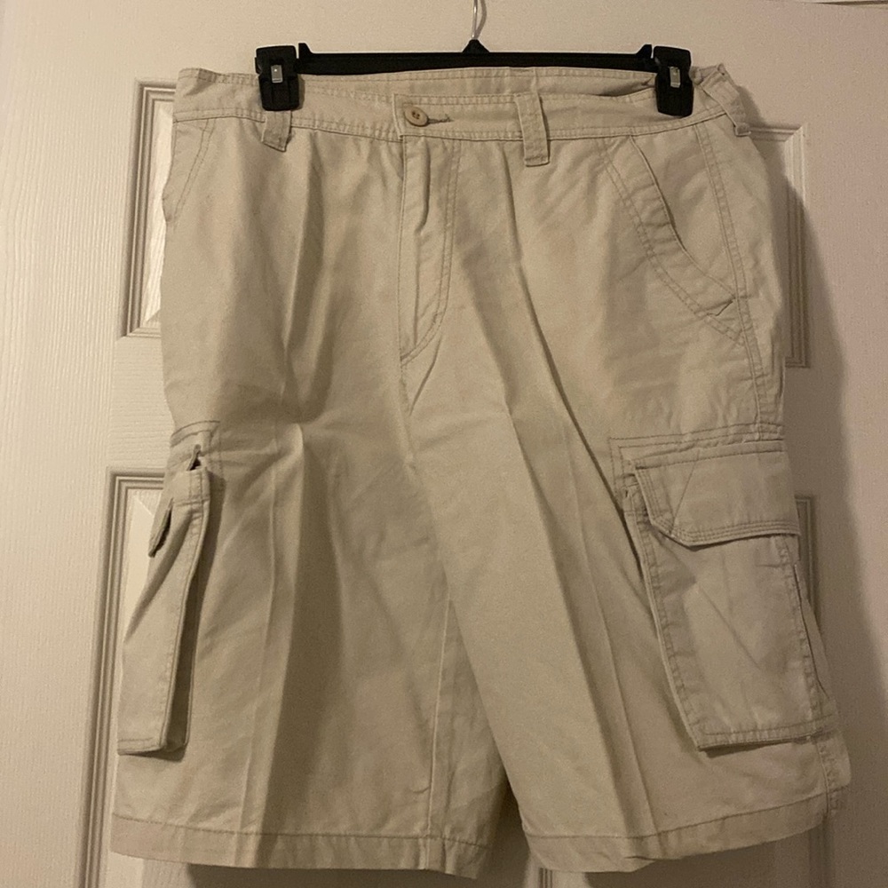Cargo Shorts Size 34